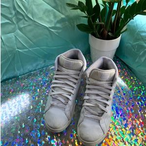 Women's White High Top Nike Sneakers Size 9.5